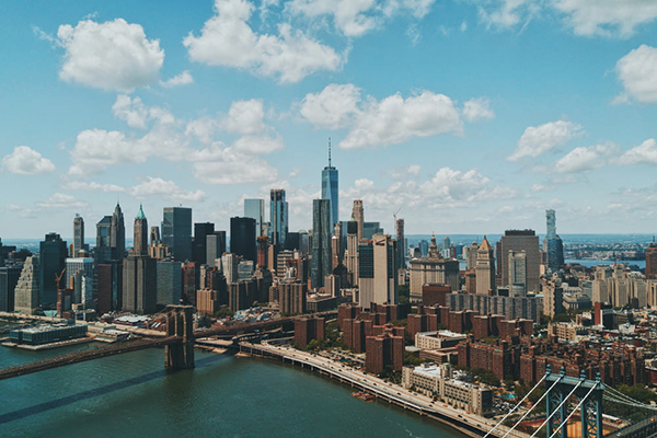 擺脫粗放式用能管理,能耗管理系統助力用能升級!(圖1) wide angle photo of Brooklyn Bridge under cloudy_yy.jpg