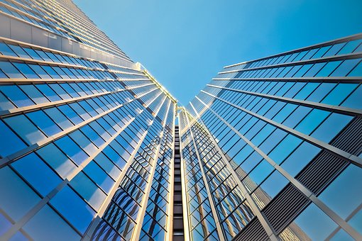 一篇文章告訴你,建筑能耗監(jiān)測(cè)系統(tǒng)的作用及應(yīng)用!(圖1) 建筑學(xué)_ 摩天大樓_ 玻璃幕墻_ 現(xiàn)代的_ 正面_ 天堂_ 建造_ 杜塞爾多夫 (3).jpg